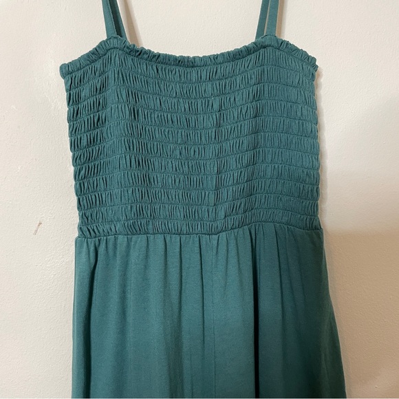NWT Gap S Petite Smocked Green Jumpsuit Summer Wide Legs sleeveless - Picture 4 of 9